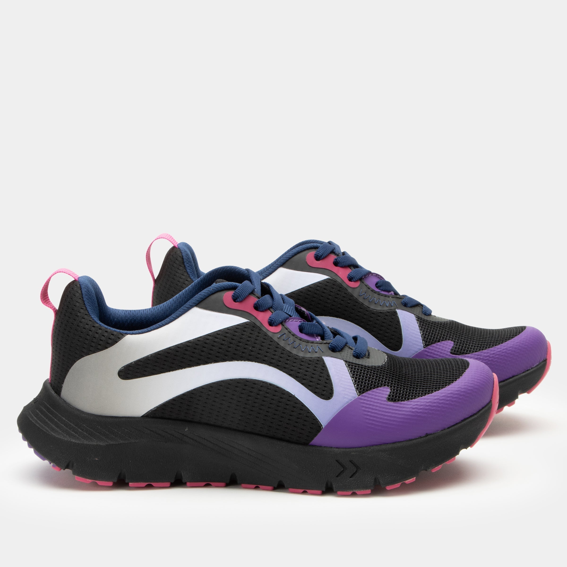 Exhault Midnight Plum Shoe - Image 3
