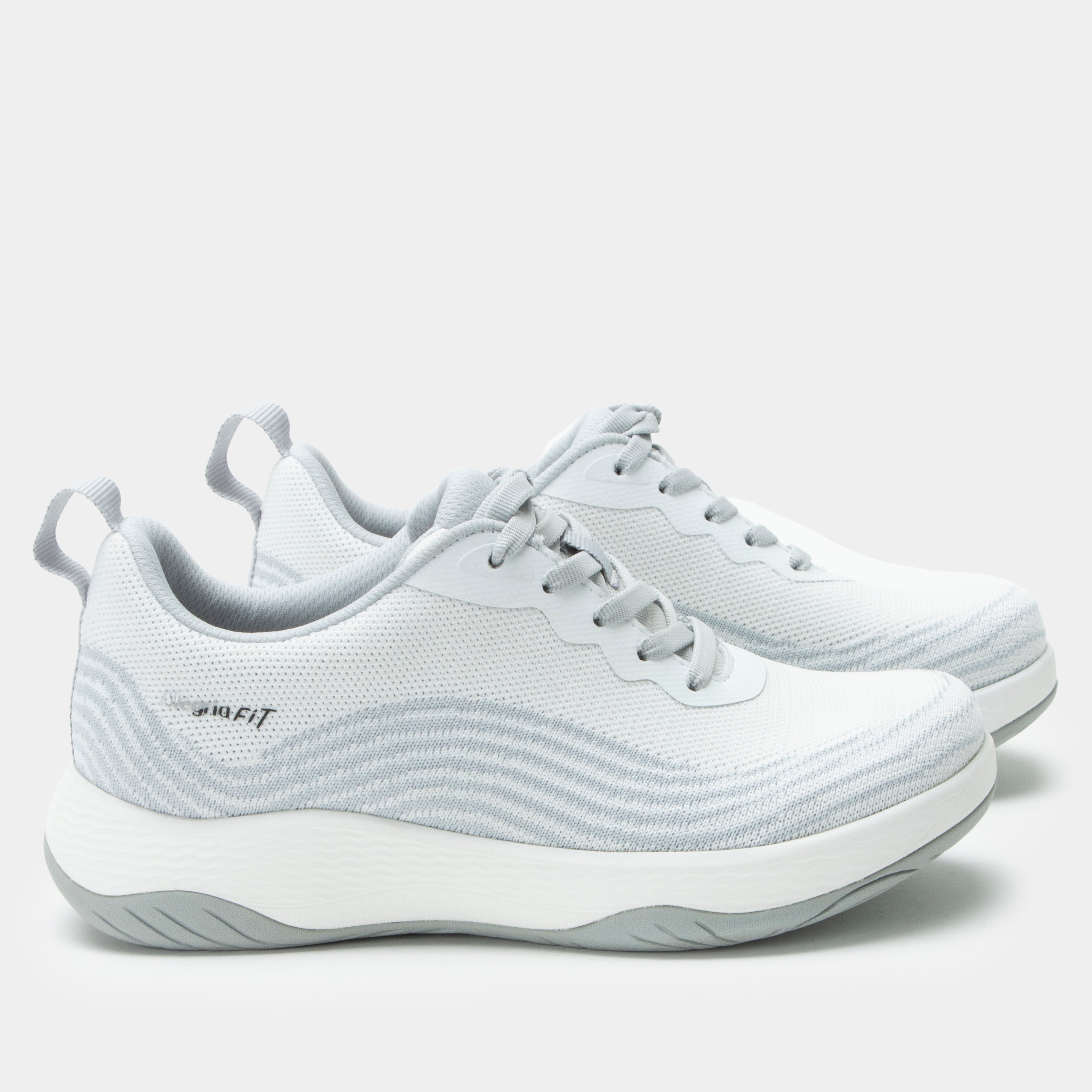 In8 White Shoe - Image 3